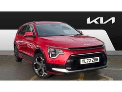 Red Used 2022 Kia Niro 3 SUV | £22,011 (A bit pricey)