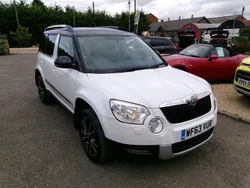 White Used 2013 Skoda Yeti Adventure SUV | £7,999 (Fair price)