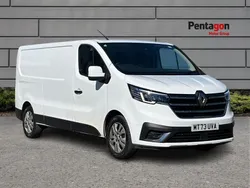 White Used 2023 Renault Trafic Van | £21,490 (Good price)