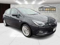 Black Used 2016 Vauxhall Astra Elite Hatchback | £5,995 (Fair price)