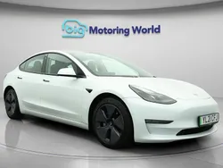White Used 2021 Tesla Model 3 Long Range AWD Sedan | £20,200 (Fair price)