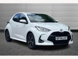 Unknown Used 2024 Toyota Yaris Hybrid Design Hatchback | £18,395 (Fair price)