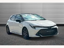 White Used 2023 Toyota Corolla Sport Hatchback | £23,395 (Fair price)