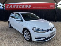 White Used 2018 VW Golf VII SE Hatchback | £11,699 (Fair price)