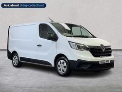 White Used 2022 Renault Trafic Business Van | £13,999 (Fair price)