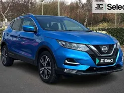 Blue Used 2017 Nissan Qashqai N-Connecta SUV | £9,800 (Good price)