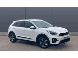 White Used 2022 Kia Niro 2 SUV | £17,768 (Fair price)