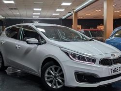 White Used 2015 Kia Ceed 2 Hatchback | £7,910 (Fair price)