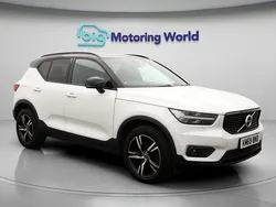 White Used 2019 Volvo XC40 R-Design SUV | £20,600 (Fair price)
