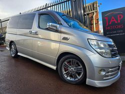 Silver Used 2006 Nissan Elgrand MPV | £9,495