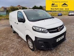 White Used 2020 Vauxhall Vivaro S Van | £8,488 (Super price)