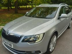 Silver Used 2015 Skoda Superb Elegance Estate | £10,995 (Good price)