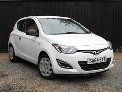 White Used 2014 Hyundai i20 Classic Hatchback | £3,190 (Fair price)
