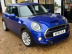 Blue Used 2018 Mini Cooper S Hatch Hatchback | £11,997 (Good price)