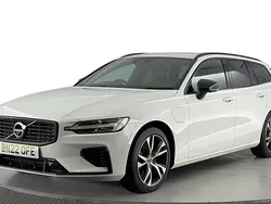 White Used 2022 Volvo V60 R-Design Estate | £25,920 (Fair price)