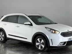 Used 2018 Kia Niro 2 SUV | £10,400 (Fair price)