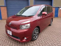 Silver Used 2009 Toyota Voxy MPV | £8,995 (Fair price)