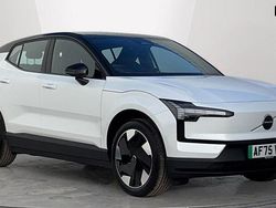 White New 2025 Volvo EX30 Plus SUV | £31,715 (Fair price)