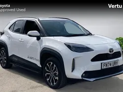 Used 2024 Toyota Yaris Hybrid Design Estate | £24,004 (Fair price)