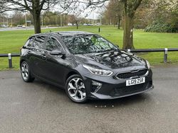 Black Used 2019 Kia Ceed 3 Hatchback | £8,000 (Fair price)