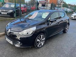 Black Used 2015 Renault Clio IV Dynamique Hatchback | £5,995 (Fair price)