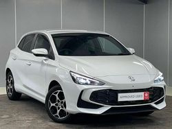 White Used 2025 MG MG3 Trophy Hatchback | £17,995 (Fair price)