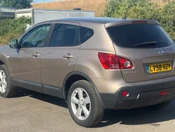 Beige Used 2009 Nissan Qashqai Tekna SUV | £2,495 (Good price)