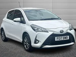 Pure white Used 2017 Toyota Yaris Hatchback | £9,695 (Fair price)