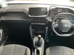 White Used 2021 Peugeot 2008 Active Premium SUV | £13,681 (Fair price)