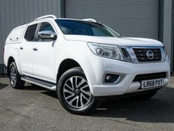 White Used 2018 Nissan Navara Tekna Pickup | £9,995 (Good price)