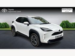 White Used 2023 Toyota Yaris Hybrid Hatchback | £24,013