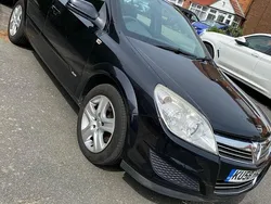 Black Used 2008 Vauxhall Astra Club Hatchback | £1,000 (Fair price)