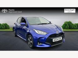Blue Used 2024 Toyota Yaris Hybrid Design Hatchback | £19,667 (Fair price)