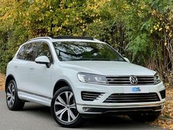 White Used 2015 VW Touareg R-line SUV | £13,949 (Fair price)