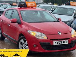 Red Used 2009 Renault Mégane III Dynamique Hatchback | £1,975 (Good price)