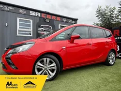 Red Used 2015 Vauxhall Zafira Tourer SRi MPV | £5,295 (Good price)