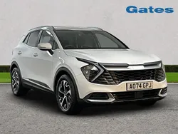White Used 2024 Kia Sportage 3 SUV | £27,999 (Fair price)