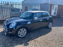 Black Used 2018 Mini Cooper S Hatch Hatchback | £9,595 (Super price)