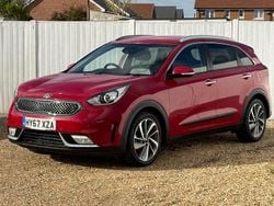 Red Used 2017 Kia Niro 3 SUV | £13,999 (Good price)