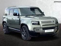 Green Used 2024 Land Rover Defender HSE Dynamic SUV | £66,990 (Fair price)