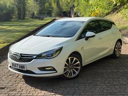 White Used 2017 Vauxhall Astra Elite Hatchback | £9,850 (Fair price)