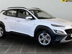 White Used 2021 Hyundai Kona SE SUV | £11,795 (Good price)