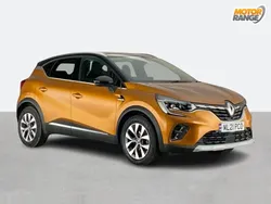 Orange/black Used 2021 Renault Captur Version S SUV | £13,295 (Fair price)