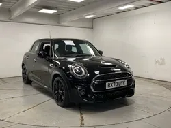 Midnight black Used 2021 Mini Cooper S Hatch Hatchback | £18,950 (Fair price)