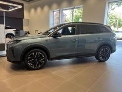 Blue New 2025 Peugeot 5008 GT MPV | £32,495 (Super price)