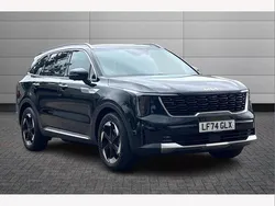 Midnight black Used 2025 Kia Sorento 2 SUV | £46,595 (A bit pricey)