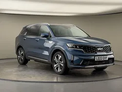 Mineral blue Used 2022 Kia Sorento 2 SUV | £33,850 (Expensive)
