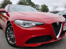 Used 2020 Alfa Romeo Giulia Super Sedan | £13,995 (Good price)