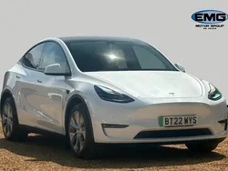 White Used 2022 Tesla Model Y Long Range SUV | £24,895 (Good price)
