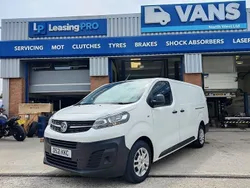 White Used 2021 Vauxhall Vivaro Van | £13,886 (Fair price)
